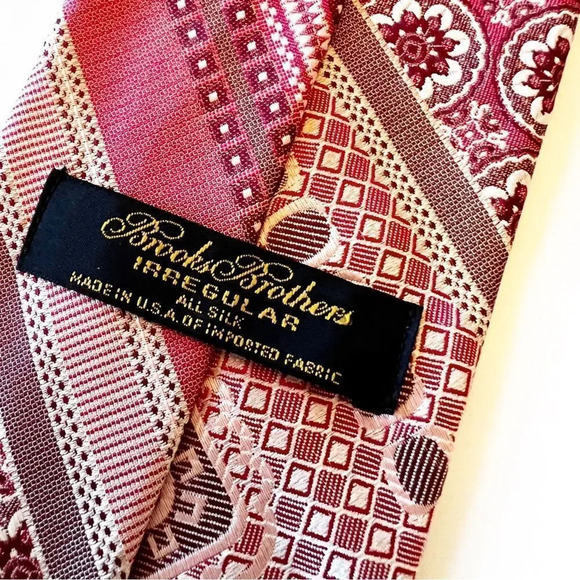 Brooks‎ Brothers Pink Mauve Silk Tie Irregular - Picture 3 of 9